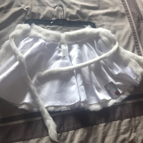 Rabbit Cape - Picture 3 of 6